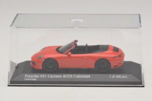 Porsche 911 991.1 Carrera 4 GTS Kabriolet Oranžový Minichamps 1:43 410067331 Kov – obrázek 4 z 5