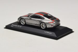 Porsche 911 991.1 R Stříbrný S Oranžovými Pruhy Minichamps 1:43 410066222 Kov – obrázek 3 z 5