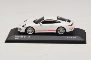 Porsche 911 991.1 R Bílý Minichamps 1:43 Porsche 911 991.1 R Bílý Minichamps 1:43 410066221 Kov