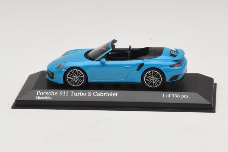 Porsche 911 991.1 Turbo S Kabriolet Modrý Minichamps 1:43 410067182 Kov
