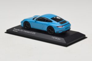 Porsche 911 991.2 Carrera 4 GTS Miami Blue Minichamps 1:43 410067322 Kov – obrázek 3 z 5