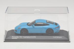 Porsche 911 991.2 Carrera 4 GTS Miami Blue Minichamps 1:43 410067322 Kov – obrázek 4 z 5