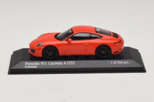 Porsche 911 991.2 Carrera 4 GTS Oranžový Minichamps 1:43 Porsche 911 991.2 Carrera 4 GTS Oranžový Minichamps 1:43 410067321 Kov