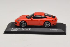 Porsche 911 991.2 Carrera 4S Oranžový Minichamps 1:43 Porsche 911 991.2 Carrera 4S Oranžový Minichamps 1:43 410067241 Kov