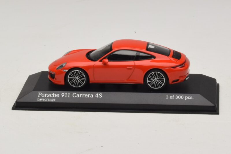 Porsche 911 991.2 Carrera 4S Oranžový Minichamps 1:43 410067241 Kov