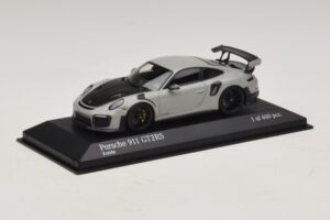 Porsche 911 991.2 GT2 RS Chalk Minichamps 1:43 410067237 Kov – obrázek 2 z 5