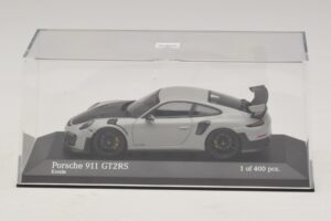 Porsche 911 991.2 GT2 RS Chalk Minichamps 1:43 410067237 Kov – obrázek 4 z 5
