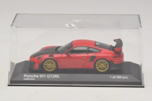 Porsche 911 991.2 GT2 RS Červený Minichamps 1:43 410067227 Kov – obrázek 4 z 5