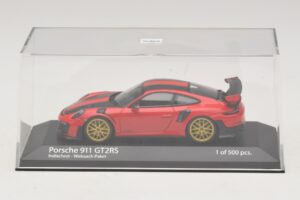 Porsche 911 991.2 GT2 RS Weissach Package Červený Minichamps 1:43 410067221 Kov – obrázek 4 z 5