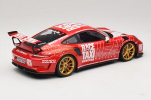 Porsche 911 991.2 GT3 RS GerSpeed Race Taxi Minichamps 1:18 155068227 Kov – obrázek 2 z 6