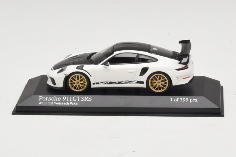 Porsche 911 991.2 GT3 RS Bílý S Weissach Package Minichamps 1:43 410067022 Kov