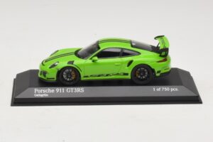 Porsche 911 991 GT3 RS Zelený Minichamps 1:43 Porsche 911 991 GT3 RS Zelený Minichamps 1:43 410063224 Kov