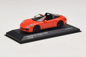 Porsche 911 991 Targa 4 GTS Oranžový Minichamps 1:43 410067341 Kov – obrázek 2 z 5