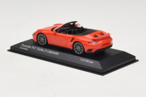 Porsche 911 991 Turbo S Kabriolet Oranžový Minichamps 1:43 410067181 Kov – obrázek 3 z 5