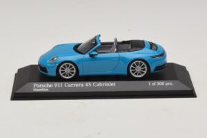 Porsche 911 992 Carrera 4S Kabriolet Modrý Minichamps 1:43 Porsche 911 992 Carrera 4S Kabriolet Modrý Minichamps 1:43 410069332 Kov