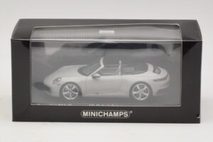 Porsche 911 992 Carrera 4S Kabriolet Šedý Minichamps 1:43 410069331 Kov – obrázek 5 z 5