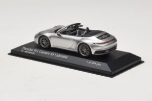 Porsche 911 992 Carrera 4S Kabriolet Stříbrný Minichamps 1:43 410069330 Kov – obrázek 3 z 5