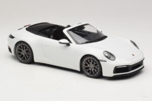 Porsche 911 992 Carrera 4S Kabriolet Bílý Minichamps 1:18 155067330 Kov – obrázek 4 z 6