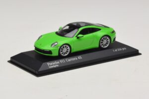 Porsche 911 992 Carrera 4S Zelený Minichamps 1:43 410069322 Kov – obrázek 2 z 5