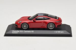 Porsche 911 992 Carrera 4S Červený Minichamps 1:43 Porsche 911 992 Carrera 4S Červený Minichamps 1:43 410069321 Kov