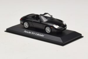 Porsche 911 996 Kabriolet Černá Metalíza Maxichamps 1:43 940061030 Kov – obrázek 3 z 5