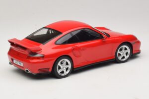 Porsche 911 996 GT2 Červený KK-Scale 1:18 KKDC181454 Kov – obrázek 2 z 6