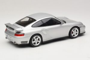 Porsche 911 996 GT2 Stříbrný KK-Scale 1:18 KKDC181451 Kov – obrázek 2 z 6