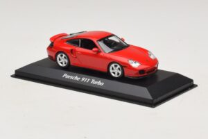 Porsche 911 996 Turbo Červený Maxichamps 1:43 940069300 Kov – obrázek 3 z 5