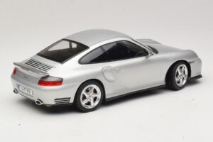 Porsche 911 996 Turbo Stříbrný KK-Scale 1:18 KKDC181471 Kov – obrázek 2 z 6