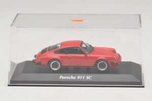 Porsche 911 SC Červený Maxichamps 1:43 940062021 Kov – obrázek 4 z 5