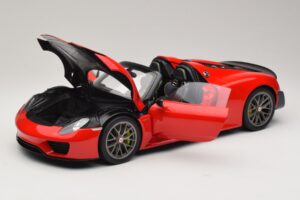 Porsche 918 Spyder Weissach Package Guards Red AUTOart 1:12 12122 Kov – obrázek 2 z 8