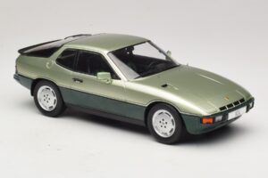 Porsche 924 Turbo Světle Zelená & Tmavě Zelená MCG 1:18 MCG18660 Kov – obrázek 4 z 6