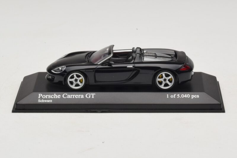 Porsche Carrera GT Černý Minichamps 1:43 430060230 Kov