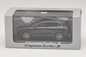 Porsche Cayenne 958 Turbo S Černý Minichamps 1:43 WAP0200220E Kov – obrázek 5 z 5