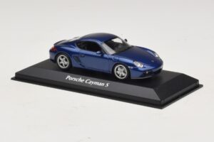 Porsche Cayman S 987 Modrá Metalíza Maxichamps 1:43 940065621 Kov – obrázek 3 z 5