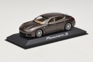 Porsche Panamera 970 S Hnědá Metalíza Minichamps 1:43 WAP0203400E Kov – obrázek 2 z 5