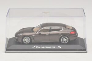 Porsche Panamera 970 S Hnědá Metalíza Minichamps 1:43 WAP0203400E Kov – obrázek 4 z 5