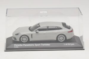Porsche Panamera 971 Sport Turismo 4E-Hybrid Šedý Minichamps 1:43 410066114 Kov – obrázek 4 z 5