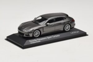 Porsche Panamera 971 Sport Turismo 4S Šedý Minichamps 1:43 410066111 Kov – obrázek 2 z 5