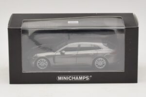 Porsche Panamera 971 Sport Turismo 4S Šedý Minichamps 1:43 410066111 Kov – obrázek 5 z 5