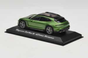 Porsche Taycan Turbo S Cross Turismo Zelený Minichamps 1:43 WAP0207830M003 Kov – obrázek 3 z 5