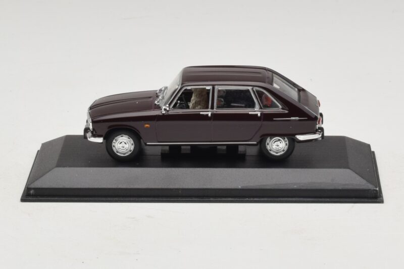Renault 16 Tmavě Červený Minichamps 1:43 400113104 Kov