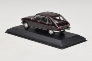 Renault 16 Tmavě Červený Minichamps 1:43 400113104 Kov – obrázek 3 z 5