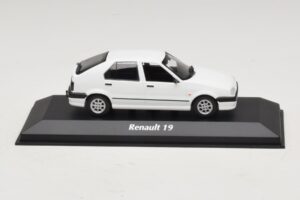 Renault 19 Bílý Maxichamps 1:43 Renault 19 Bílý Maxichamps 1:43 940113700 Kov