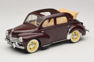 Renault 4CV Kaštanová Solido 1:18 Renault 4CV Kaštanová Solido 1:18 8048 Kov