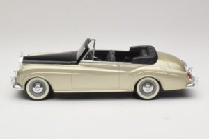 Rolls-Royce Silver Cloud II Stříbrná Solido 1:18 8006 Kov – obrázek 3 z 6