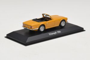 Triumph TR6 Oranžový Maxichamps 1:43 940132571 Kov – obrázek 2 z 5