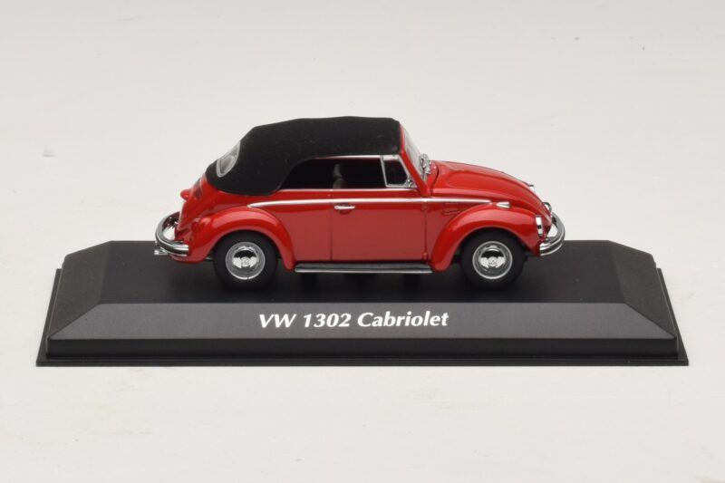Volkswagen 1302 Kabriolet Červený Maxichamps 1:43 940055031 Kov
