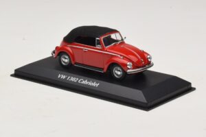 Volkswagen 1302 Kabriolet Červený Maxichamps 1:43 940055031 Kov – obrázek 3 z 5