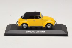 Volkswagen 1302 Kabriolet Žlutý Maxichamps 1:43 Volkswagen 1302 Kabriolet Žlutý Maxichamps 1:43 940055030 Kov